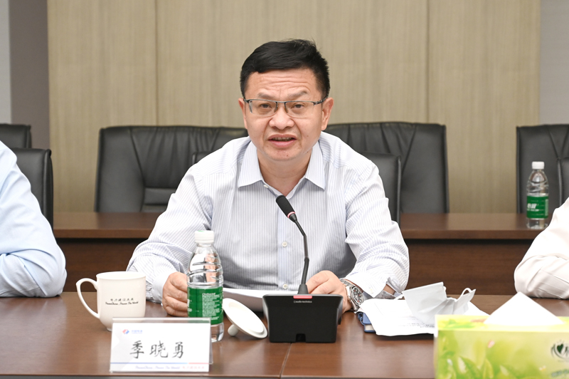 1.季总照片.JPG