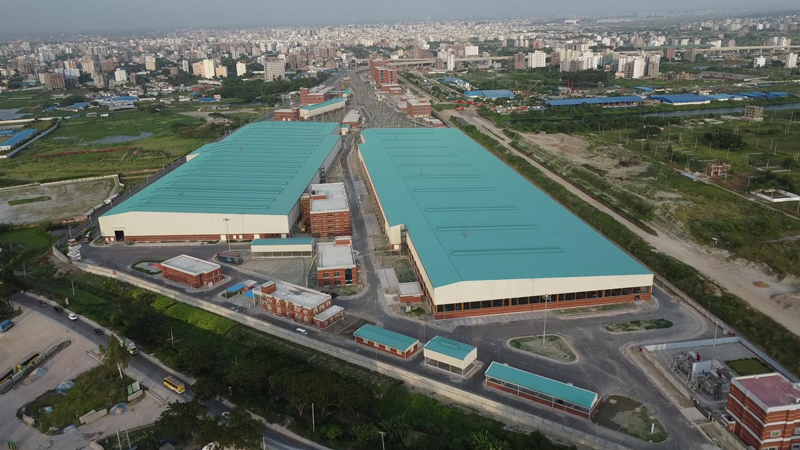 我司承建轻轨车站照片.jpg
