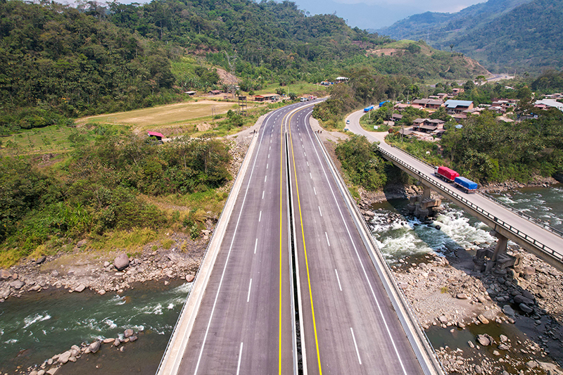 玻利维亚艾尔西亚公路项目 (1).jpg