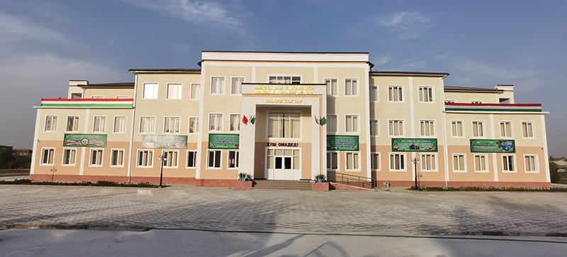 15、施工完毕的学校外观.jpg