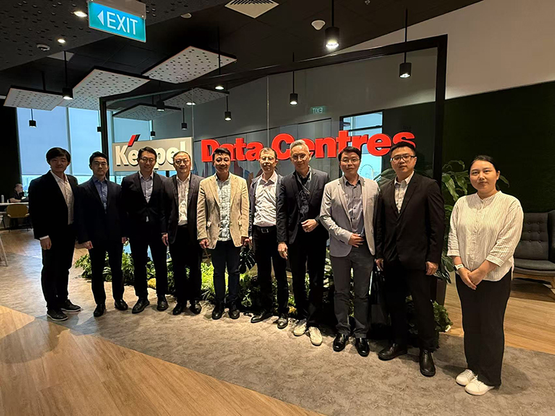 图2 与吉宝数据中心会谈合影.jpg
