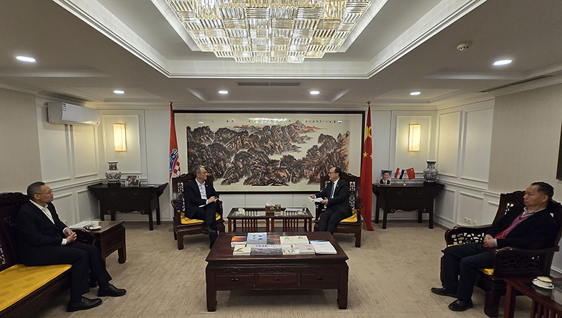 拜会驻克罗地亚齐前进大使.jpg