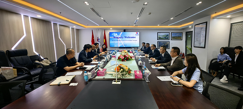 会议照片.jpg