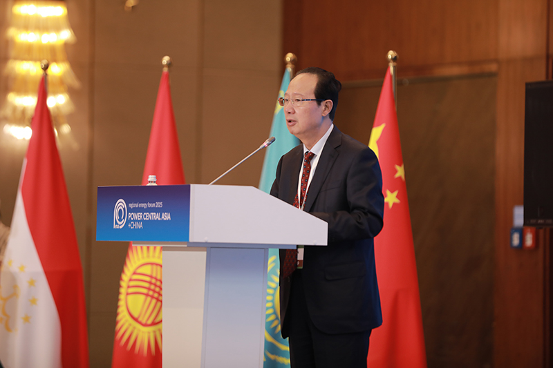 丁焰章出席2025中亚-中国能源论坛并致辞 (1).jpg