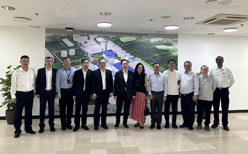 图1 庆典活动合影.jpg