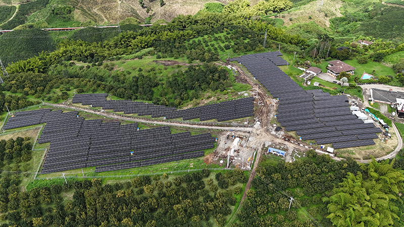 哥伦比亚弗朗西斯科胡安娜光伏项目.jpg