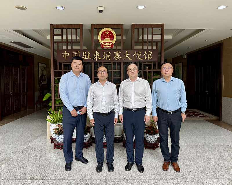 1.周家义拜会经商处薛东公参.jpg