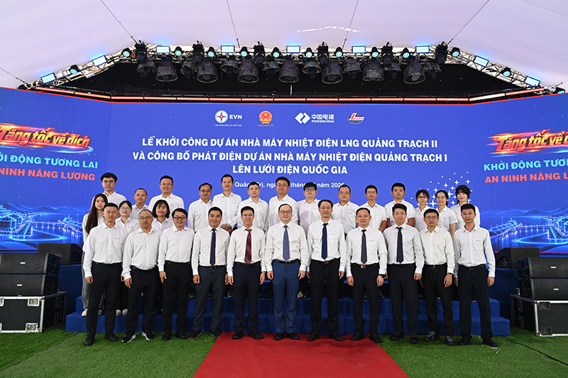 3.全员大合照.jpg